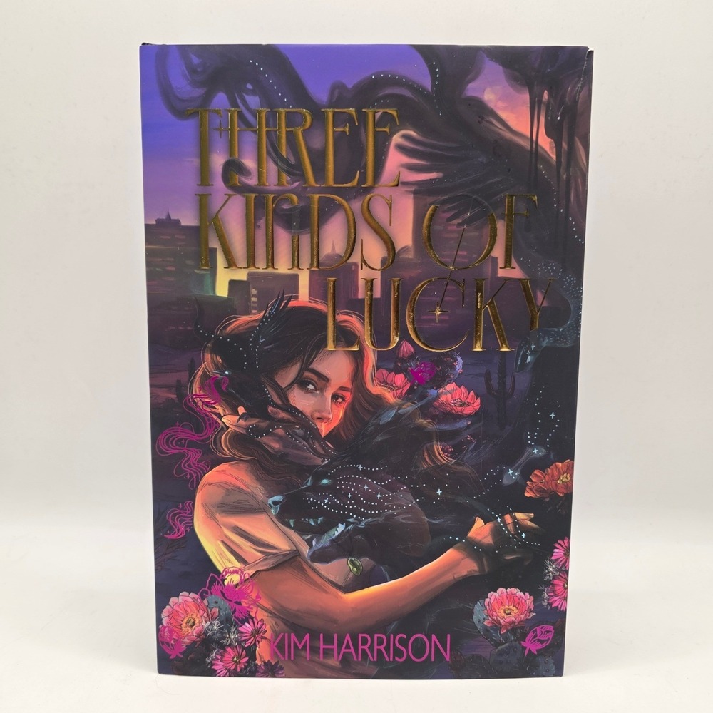 Kim Harrison Three Kinds of Lucky Hardcover Purple‎ Sprayed Edges Fantasy Book
